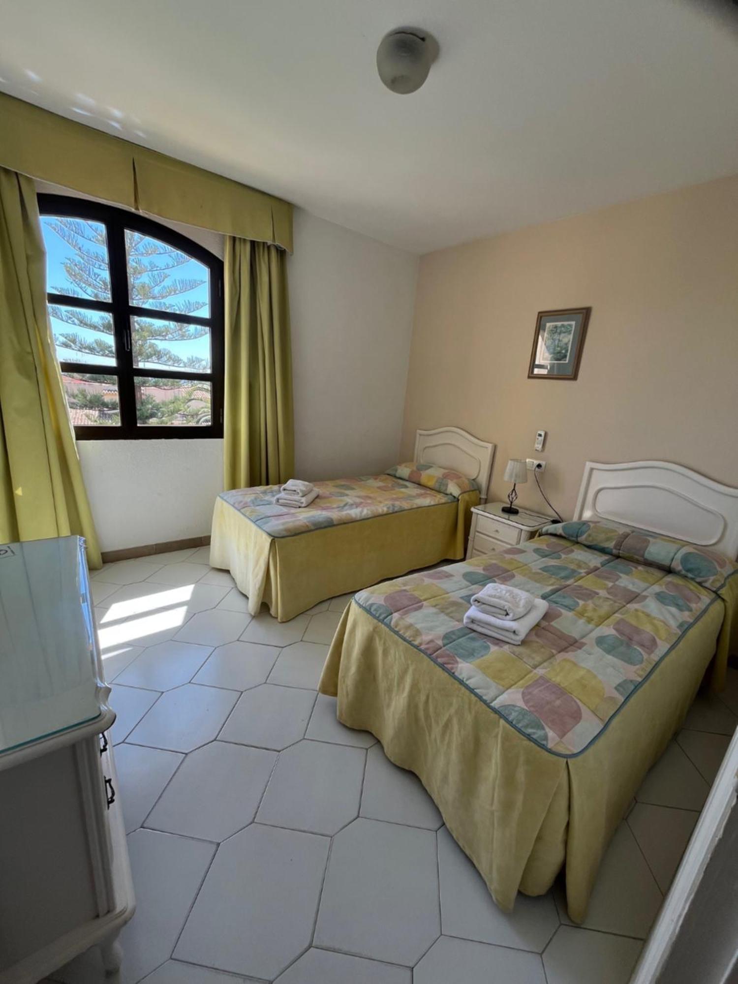 Apartamentos El Toro Marbella Exterior photo